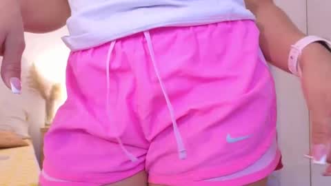 Snapshot of _megaan__ chatting on 01/23/25, 08:45 Megan online show from 01/23/25, 08:45