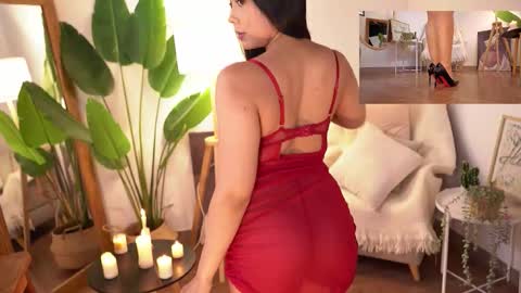 Snapshot of _megaan__ chatting on 10/25/25, 07:41 Megan online show from 10/25/25, 07:41