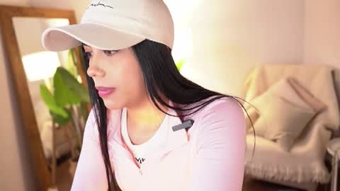 Snapshot of _megaan__ chatting on 10/26/25, 05:52 Megan online show from 10/26/25, 05:52