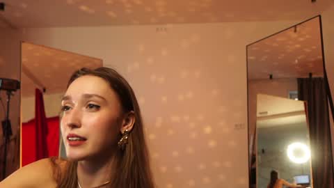 Snapshot of _meganmeow_ chatting on 12/06/24, 06:48 Saturday - start 2030-2130 GMT online show from 12/06/24, 06:48