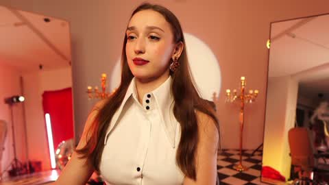 Snapshot of _meganmeow_ chatting on 01/10/25, 09:53 Saturday - start 2030-2130 GMT online show from 01/10/25, 09:53