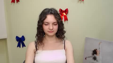 Susie online show from 02/02/25, 03:17