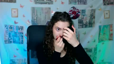 Susie online show from 04/13/26, 06:19