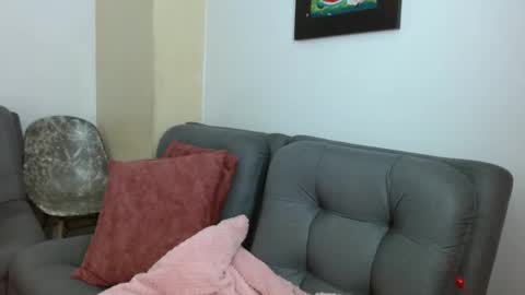 melisa online show from 10/31/25, 07:48