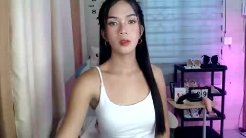 Melly online show from 03/29/26, 09:09