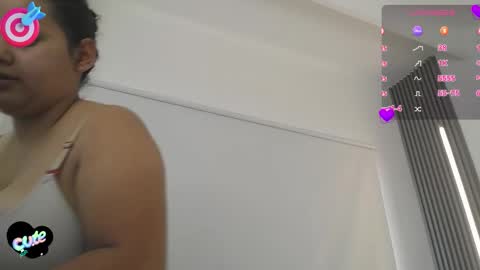  Mia  online show from 10/04/25, 12:47