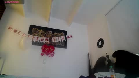  Mia  online show from 02/06/26, 12:41