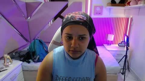  Mia  online show from 04/04/26, 12:46