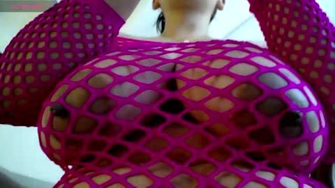  Mia  online show from 04/16/26, 01:01