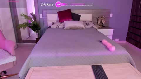 _miamiller_ online show from 12/22/25, 07:33