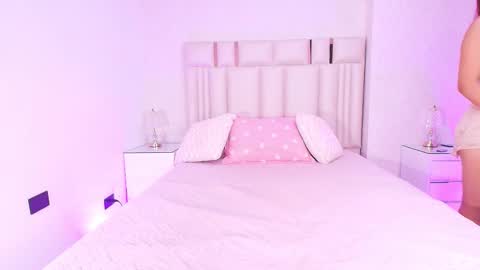 Mia  online show from 02/10/26, 11:58