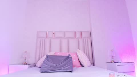 Mia  online show from 03/14/26, 11:59