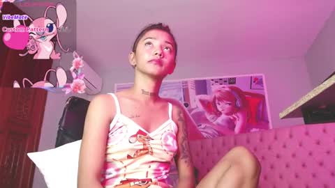 Snapshot of _miia_sweet chatting on 01/14/25, 05:56 Paula online show from 01/14/25, 05:56