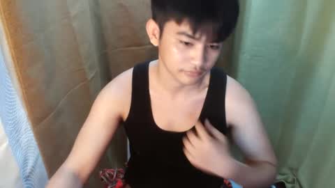 _mikko_moto_ online show from 04/18/26, 07:07