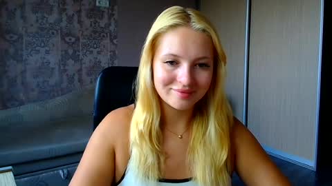 Melanie online show from 08/04/26, 08:39