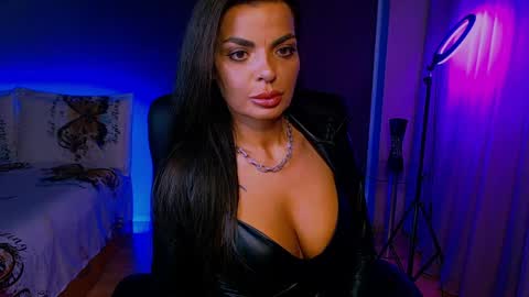 Milani online show from 04/15/26, 05:31