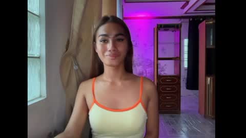 Snapshot of _milliondollarbaby_ chatting on 04/15/26, 10:00 Irina online show from 04/15/26, 10:00
