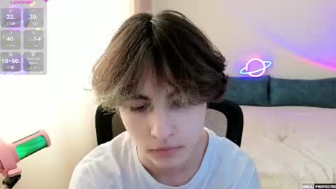 Snapshot of _milway_ chatting on 07/08/26, 01:04 Luka online show from 07/08/26, 01:04