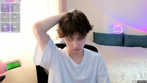 Snapshot of _milway_ chatting on 07/20/26, 02:19 Luka online show from 07/20/26, 02:19