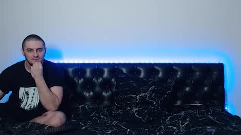 mikey and mia online show from 10/11/25, 07:01