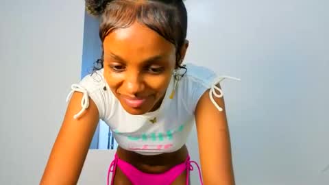 Mimi online show from 03/06/26, 02:08