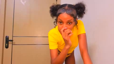 Mimi online show from 04/14/26, 02:56