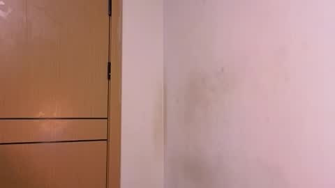 Mimi online show from 04/24/26, 02:25