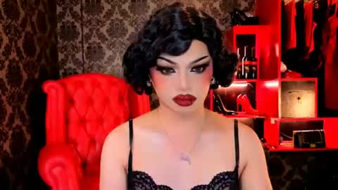 Snapshot of _ministryofsin_ chatting on 07/15/26, 07:35 Raven Strauss online show from 07/15/26, 07:35