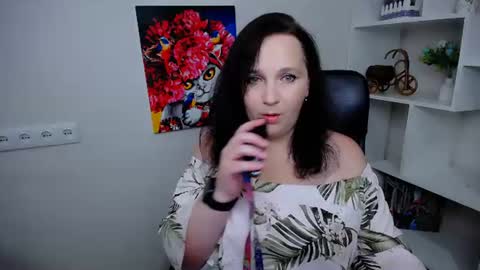 Snapshot of _miranda_sun chatting on 07/31/26, 09:41 Miranda online show from 07/31/26, 09:41