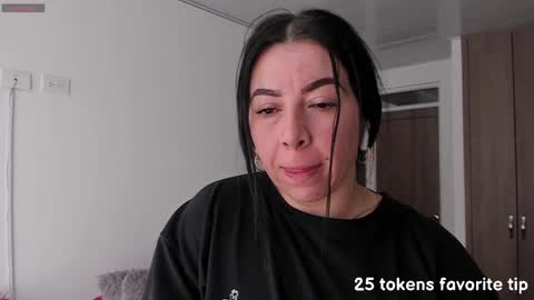 _miss_coco_ online show from 02/02/25, 04:32