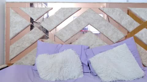 Snapshot of _miss_khloe chatting on 11/29/25, 06:55 Khloe online show from 11/29/25, 06:55