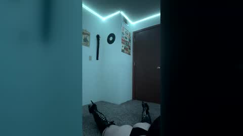 _miss_marie_ online show from 12/02/25, 10:27