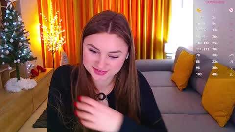 Snapshot of _miss_mia chatting on 12/23/24, 01:13 Mia online show from 12/23/24, 01:13