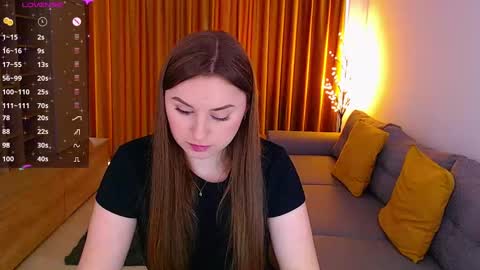 Snapshot of _miss_mia chatting on 01/22/25, 01:00 Mia online show from 01/22/25, 01:00