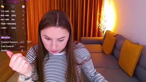 Snapshot of _miss_mia chatting on 02/16/25, 09:15 Mia online show from 02/16/25, 09:15