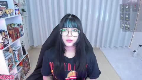 Hanna  Idependent Model   online show from 05/17/26, 03:37