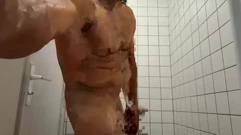 BENJI online show from 10/07/25, 08:22