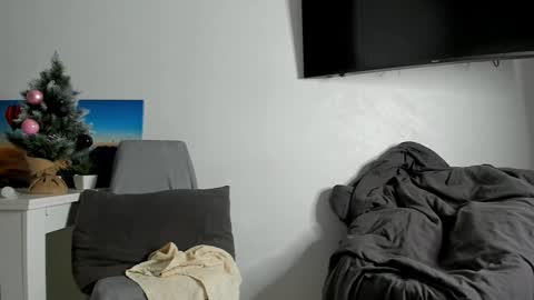 Snapshot of _mito_69 chatting on 12/19/24, 07:18 alienmito online show from 12/19/24, 07:18