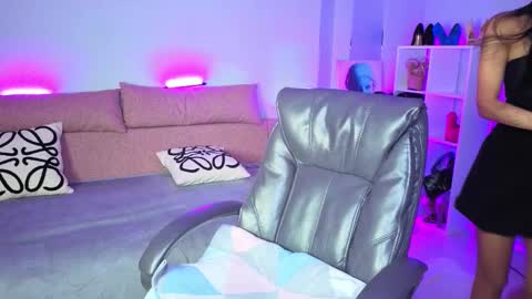  MIURA  online show from 11/25/25, 01:16