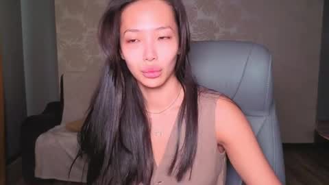 Snapshot of _miura_ chatting on 05/09/26, 05:23 MIURA online show from 05/09/26, 05:23