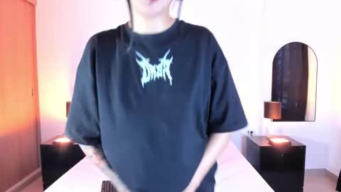 mizuki  online show from 03/17/26, 03:26