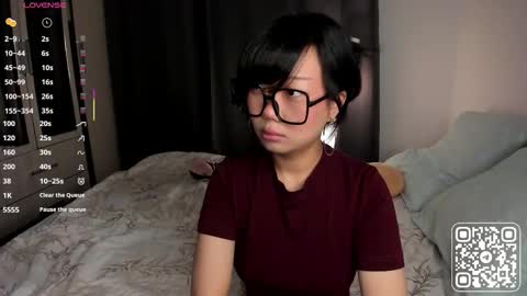 _molly_molly_molly_ online show from 10/11/25, 02:15