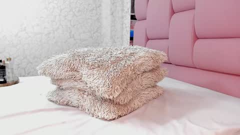 Snapshot of _molly_rosse_ chatting on 01/16/25, 04:07 _molly_rosse_ online show from 01/16/25, 04:07