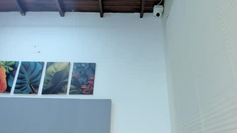 Snapshot of _molly_rosse_ chatting on 10/09/25, 11:52 _molly_rosse_ online show from 10/09/25, 11:52