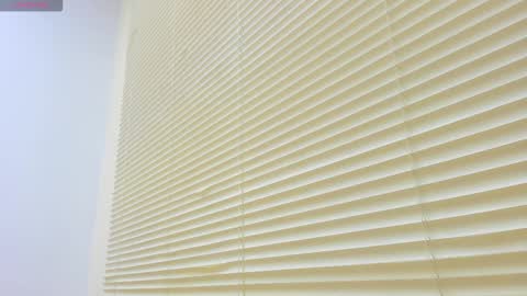 Snapshot of _molly_rosse_ chatting on 10/21/25, 12:39 _molly_rosse_ online show from 10/21/25, 12:39