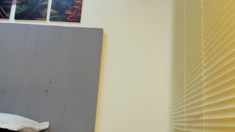 Snapshot of _molly_rosse_ chatting on 10/29/25, 11:45 _molly_rosse_ online show from 10/29/25, 11:45