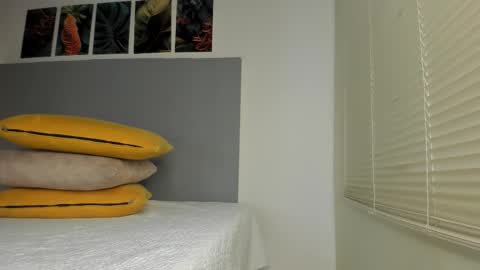 Snapshot of _molly_rosse_ chatting on 11/01/25, 12:07 _molly_rosse_ online show from 11/01/25, 12:07