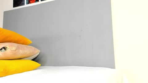 Snapshot of _molly_rosse_ chatting on 11/15/25, 12:02 _molly_rosse_ online show from 11/15/25, 12:02