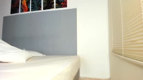 Snapshot of _molly_rosse_ chatting on 11/19/25, 11:43 _molly_rosse_ online show from 11/19/25, 11:43