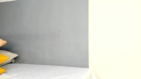 Snapshot of _molly_rosse_ chatting on 11/22/25, 12:04 _molly_rosse_ online show from 11/22/25, 12:04